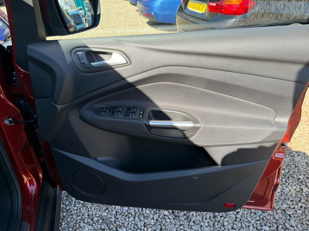 Ford Grand C-Max 1.0 Ecoboost Zetec #26
