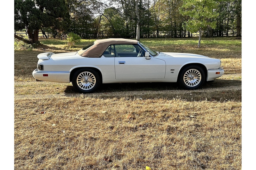 Jaguar XJS Convertible U392 White #3