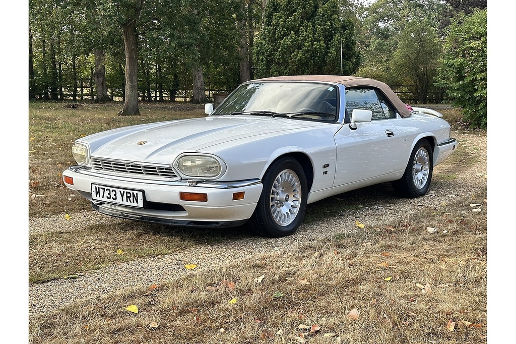 Jaguar XJS Convertible U392 White #6