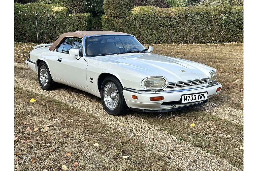 Jaguar XJS Convertible U392 White #5