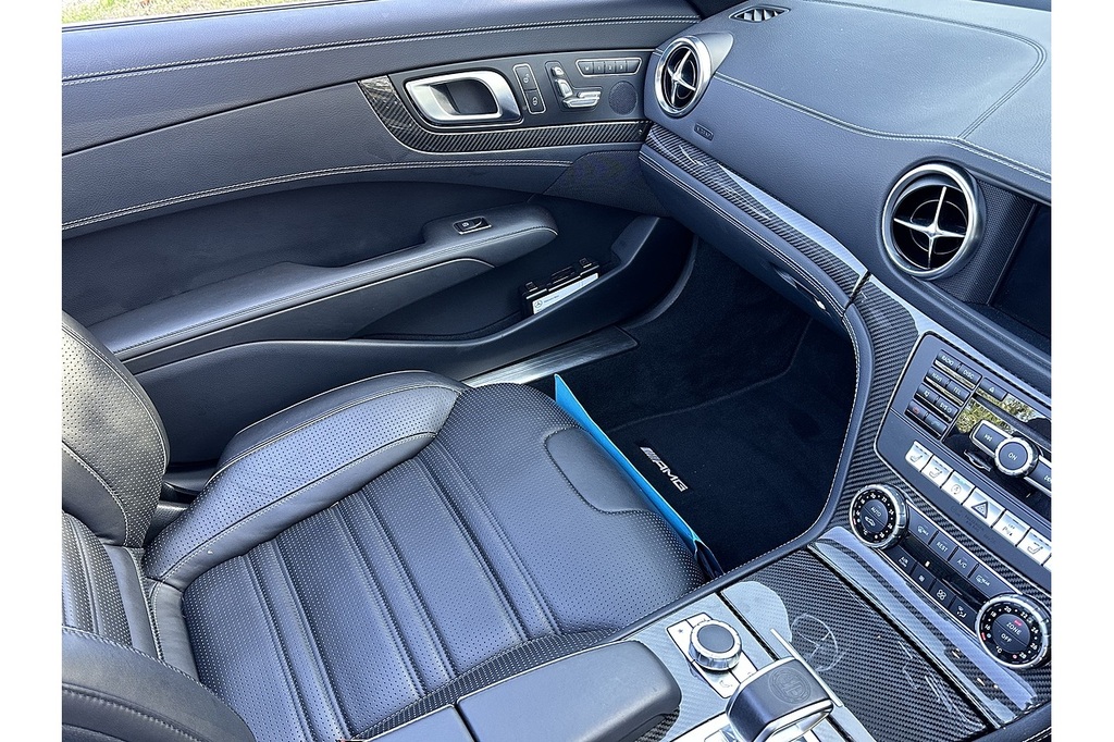 Mercedes-Benz SL Class 63 Black #39