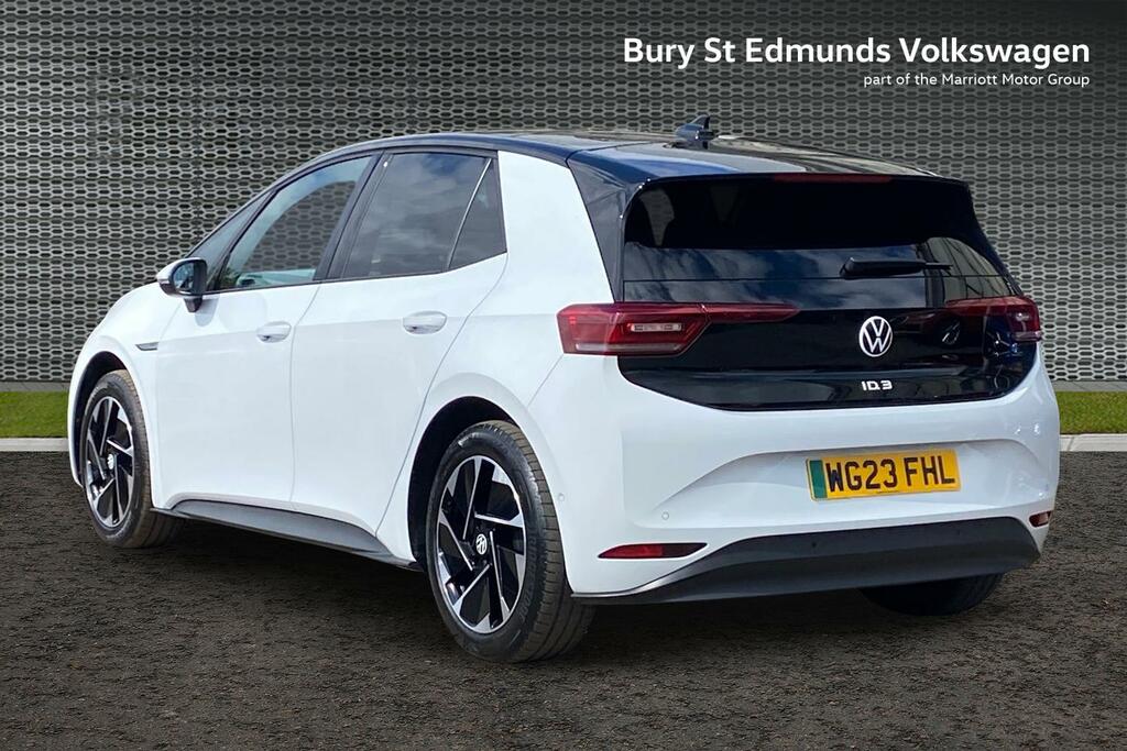 Volkswagen ID.3 Pro Performance 58Kwh Family Hatchback Electri  #3