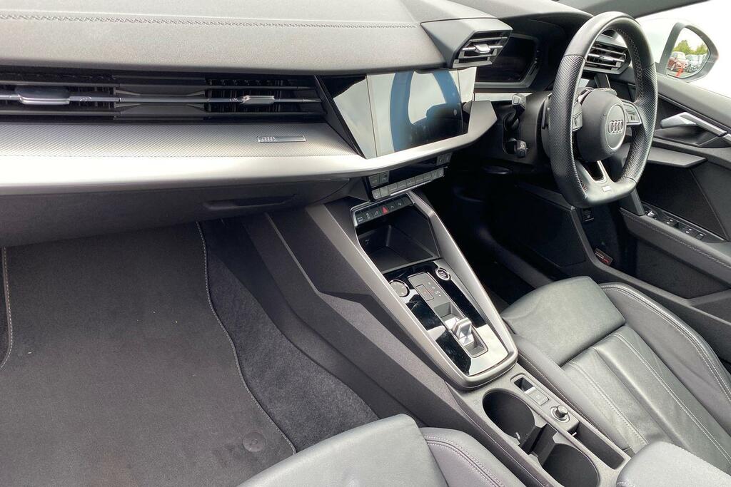 Audi A3 1.4 Tfsie 40 S Line Sportback Plug-in H White #2