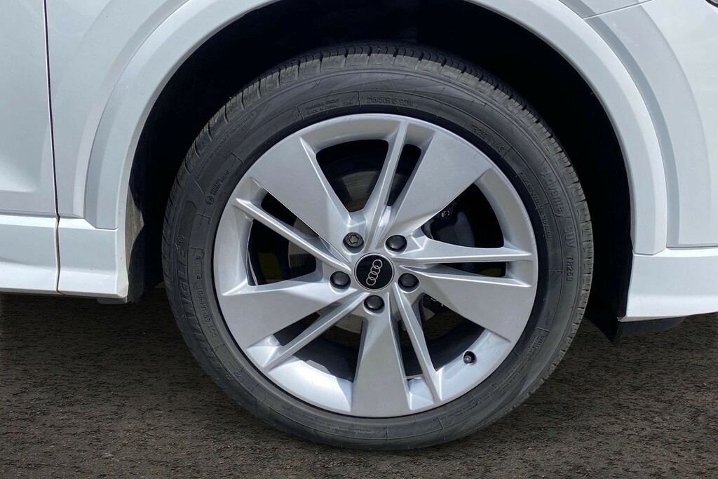 Audi Q2 1.5 Tfsi Cod 35 S Line Suv S Tronic Eur White #5