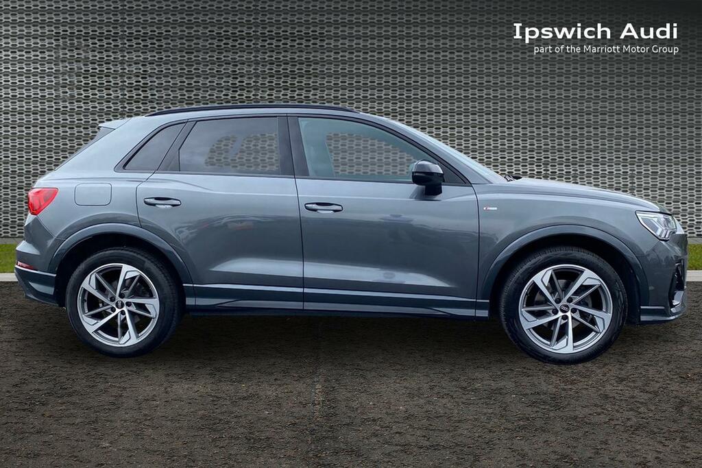 Audi Q3 1.5 Tfsi Cod 35 Black Edition Suv S Tro Grey #4