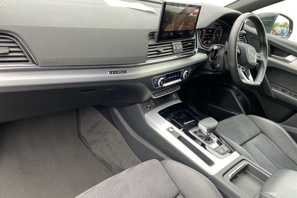Audi Q5 2.0 Tfsie 50 S Line Suv Plug-in Hybrid Black #2