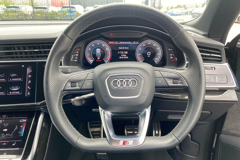Audi Q8 S Line Black #13