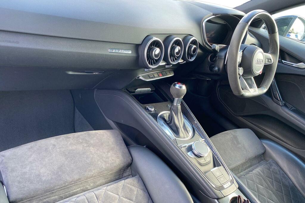 Audi TT RS 2.5 Tfsi Sport Edition Coupe S Tronic Q White #2