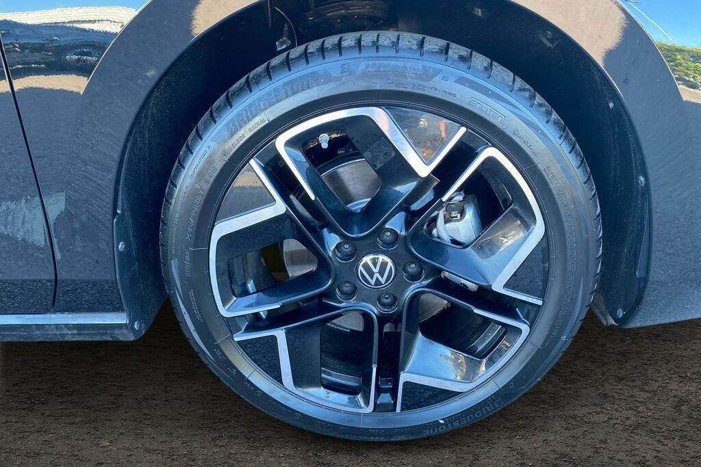 Volkswagen Passat 1.5 Etsi Mhev Elegance Estate Hybrid Ds Black #5