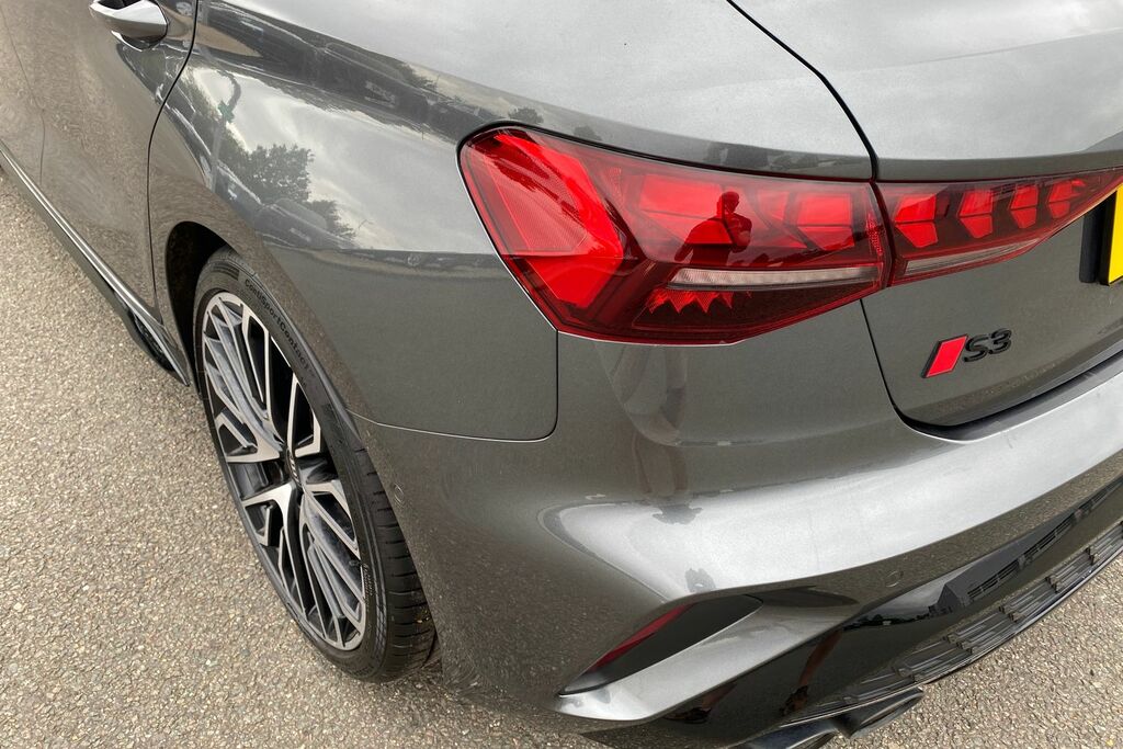Audi S3 Hatchback 2.0 Tfsi Black Edition 201515 Silver #32