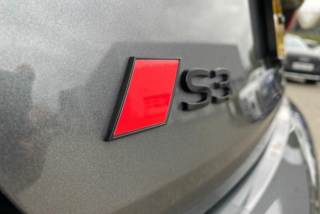Audi S3 Hatchback 2.0 Tfsi Black Edition 201515 Silver #36