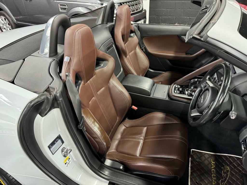 Jaguar F-Type Petrol  #28