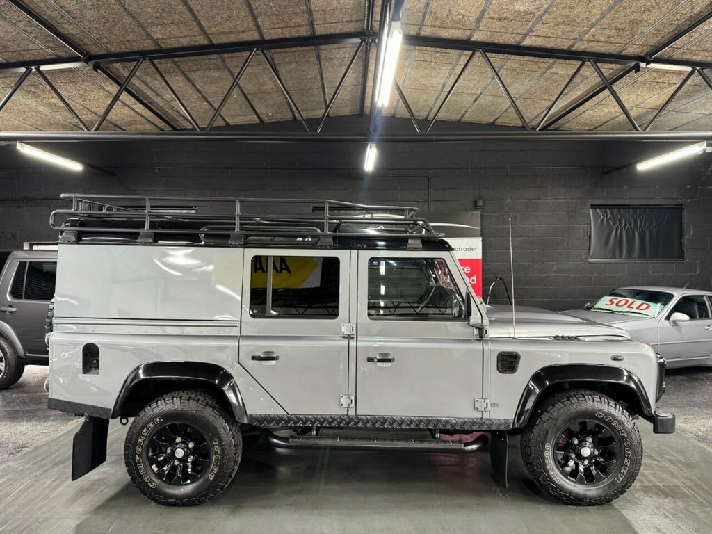 Land Rover Defender 110 Mpv Grey #2
