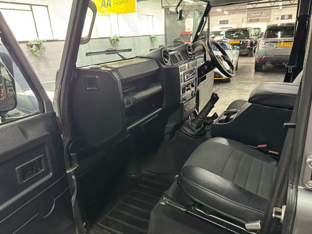 Land Rover Defender 110 Suv Blue #32
