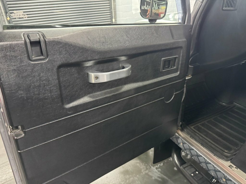 Land Rover Defender 110 Suv Blue #33