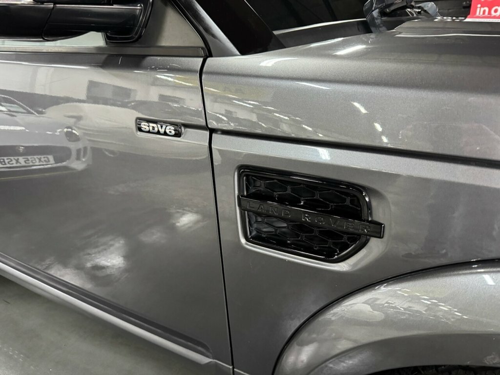 Land Rover Discovery 4 3L Hse Grey #4