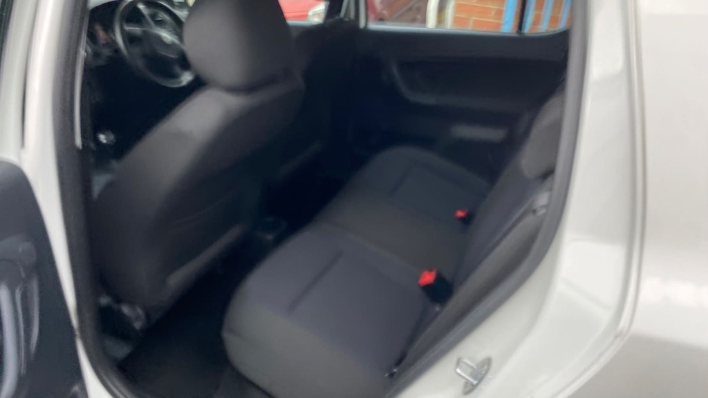 Skoda Fabia 1.4 Mpi Se White #7
