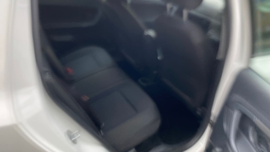 Skoda Fabia 1.4 Mpi Se White #8