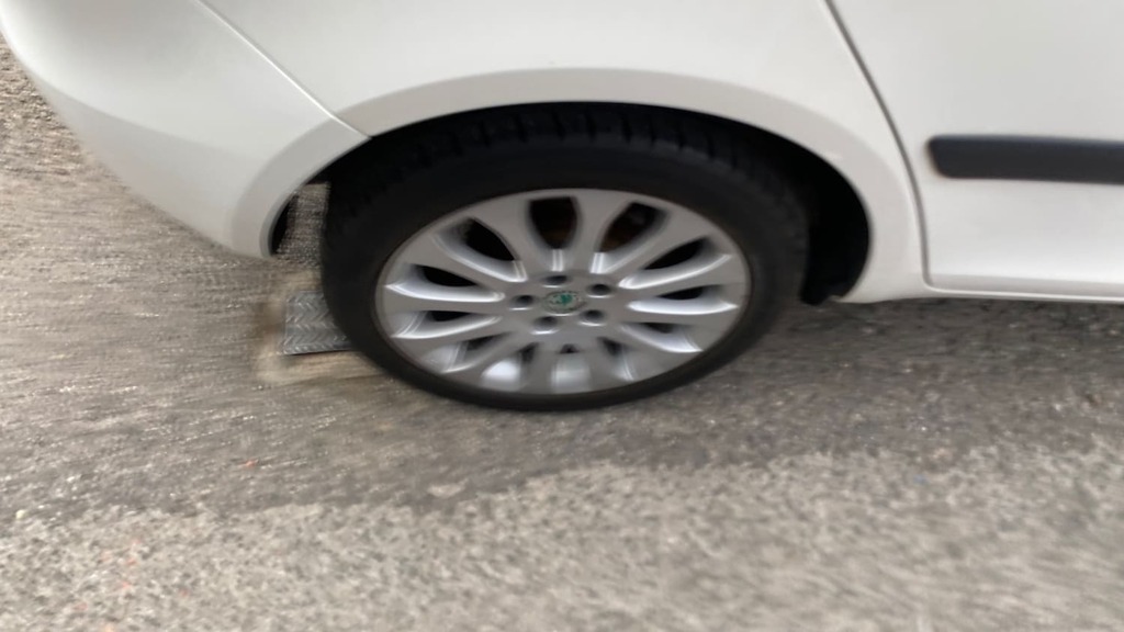 Skoda Fabia 1.4 Mpi Se White #9