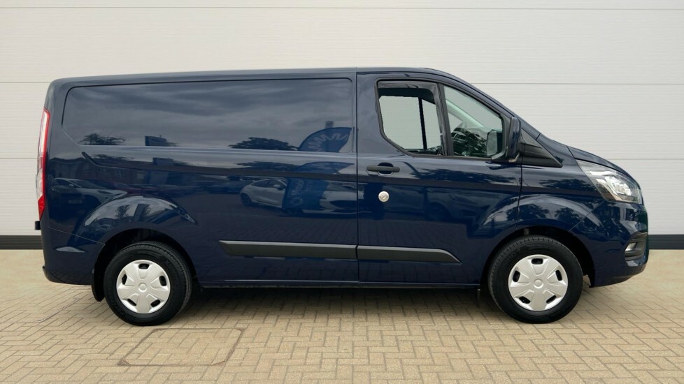 Ford Transit Custom Transit Custom 2.0 Ecoblue 105Ps Low Roof Trend Va AE69GVO Blue #2