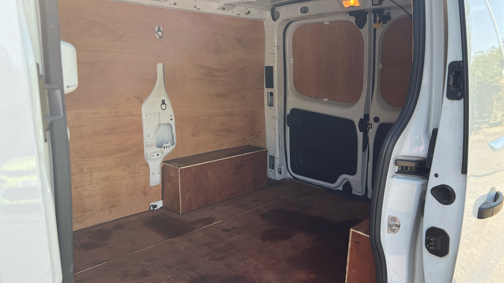 Renault Trafic Diesel #14