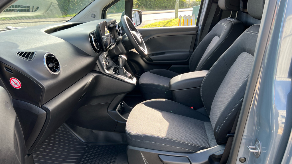 Mercedes-Benz CITAN Pro White #9