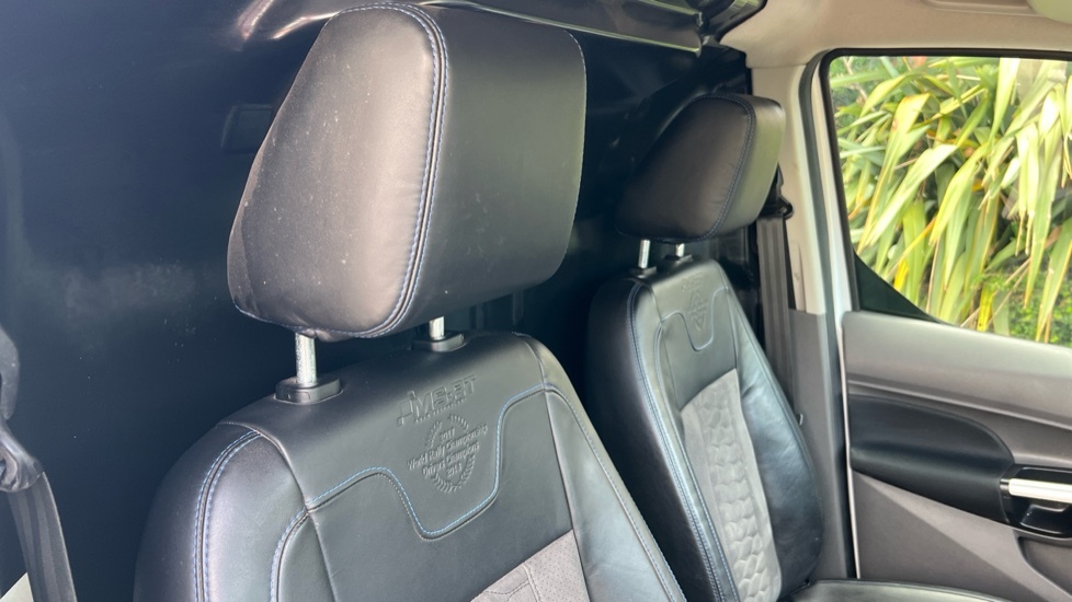 Ford Transit Connect 250 1.5 Ecoblue 100Ps L1 Active Silver #36