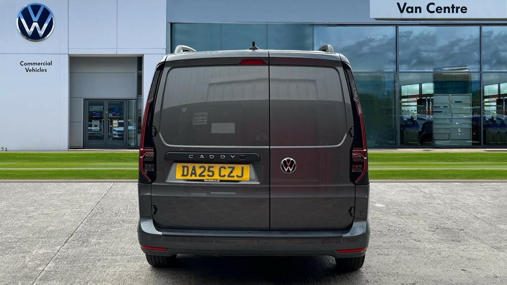 Volkswagen Caddy Maxi Commerce Pro Black #7