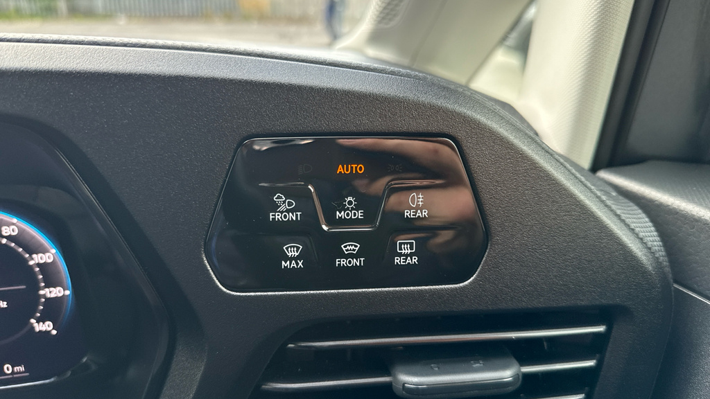 Volkswagen Caddy Maxi Commerce Pro Black #21