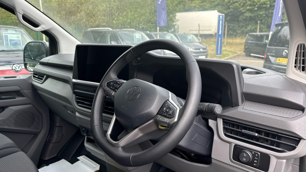 Volkswagen E-Transporter Transporter 160Kw 65Kwh Commerce Pro Van #6