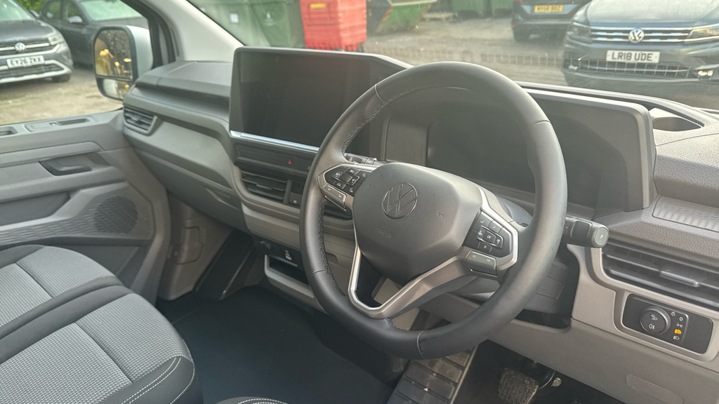 Volkswagen Transporter T32 Panel Van Commerce Plus Swb 150 Ps 2.0 Tdi 8Sp #6