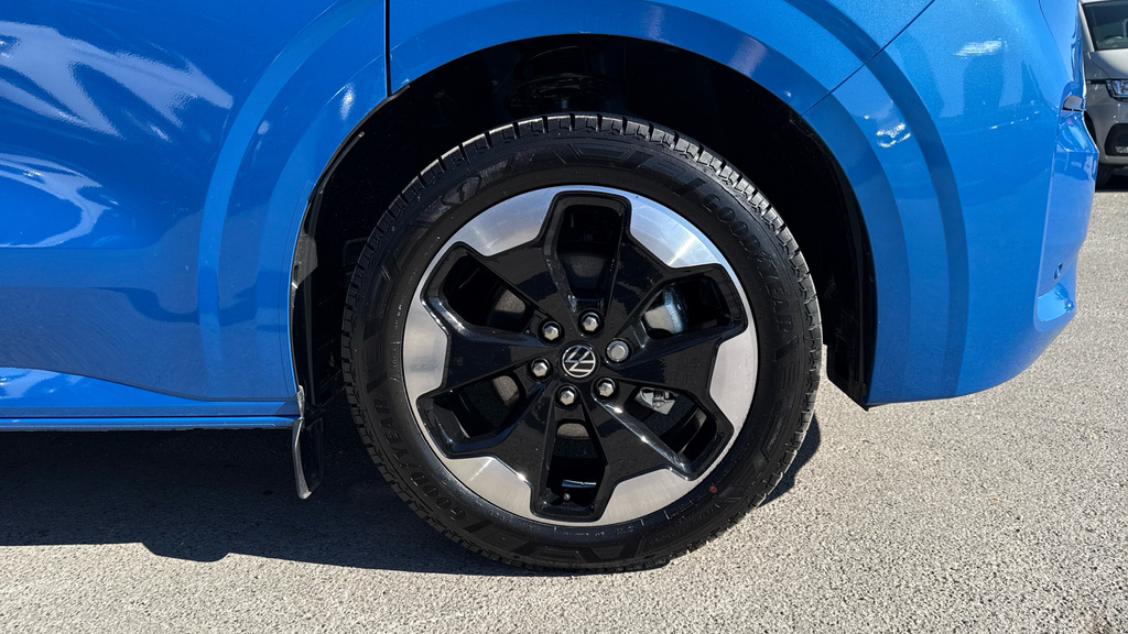 Volkswagen E-Transporter Volkswagen Transporter T32 Swb Elect 160Kw 65Kwh C  #5