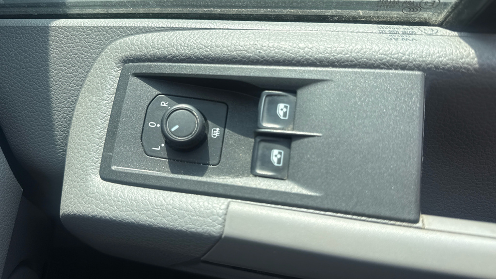 Volkswagen Crafter Commerce Plus Red #23