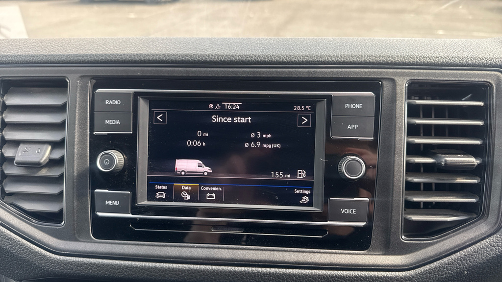 Volkswagen Crafter Commerce Plus Red #35