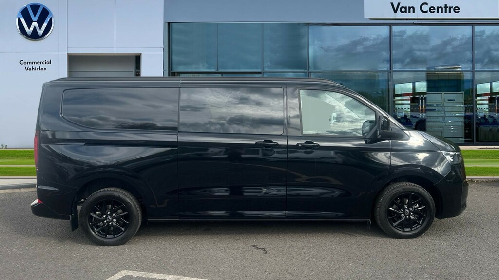 Volkswagen E-Transporter T32 Kombi Commerce Pro Lwb 286 Ps 65 Kwh Black #4
