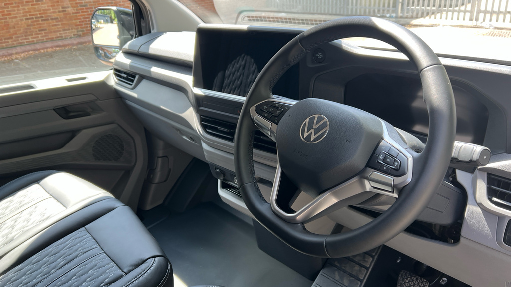 Volkswagen Transporter Transporter 2.0 Tdi 150 Commerce Pro Van 5 P #6