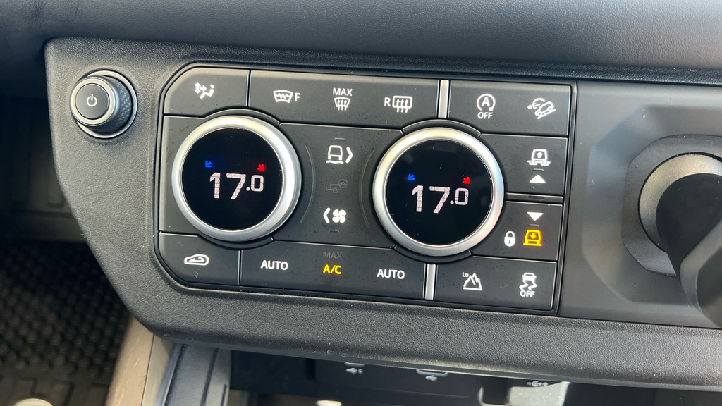 Land Rover Defender 3.0 X-dynamic Hse Mhev 295 Bhp Black #63
