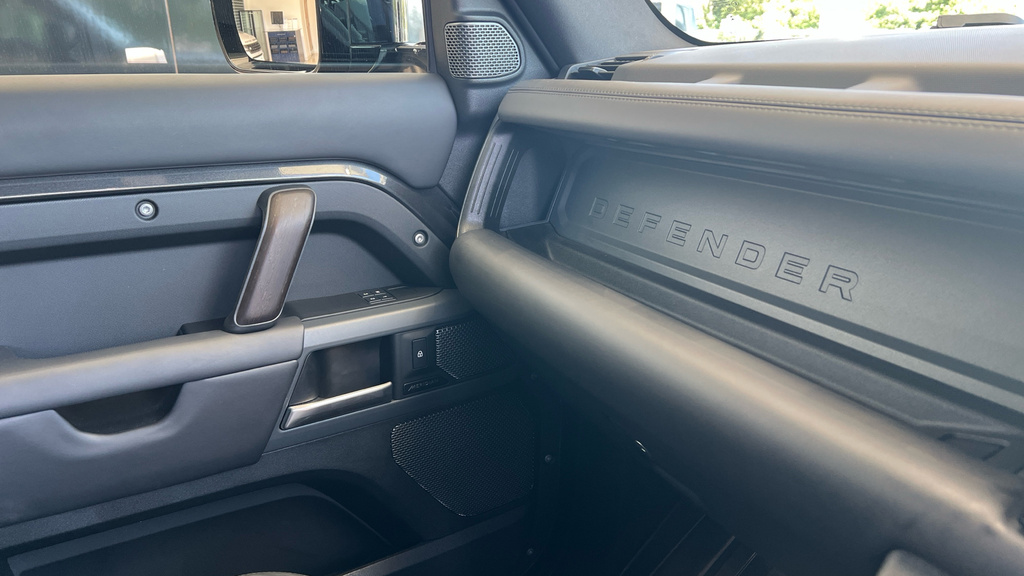 Land Rover Defender 3.0 X-dynamic Hse Mhev 295 Bhp Black #34