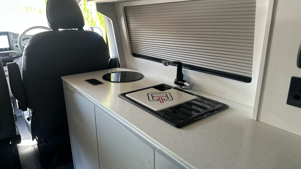 Volkswagen Transporter Commerce Plus #77