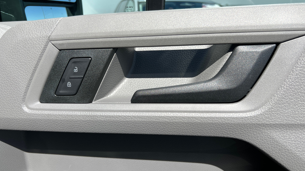 Volkswagen Crafter Cr35 Panel Van Commerce Plus Mwb 163 Ps 2.0 Tdi 8S Grey #40