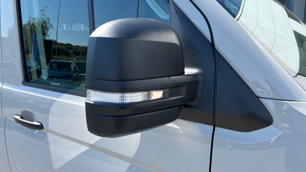 Volkswagen Crafter Cr35 Panel Van Commerce Plus Mwb 163 Ps 2.0 Tdi 8S Grey #42