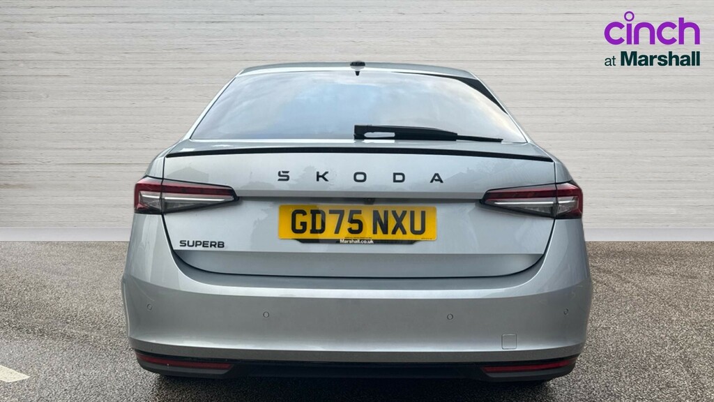 Skoda Superb Superb 2.0 Tdi Sportline Dsg Silver #4