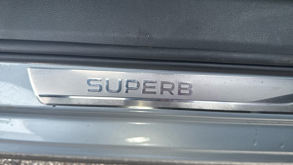 Skoda Superb 1.5 Tsi E-tec Se L Dsg Silver #32