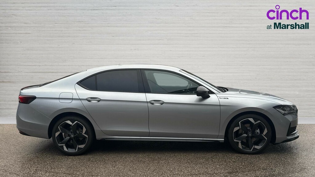 Skoda Superb Superb 2.0 Tdi Sportline Dsg Silver #2