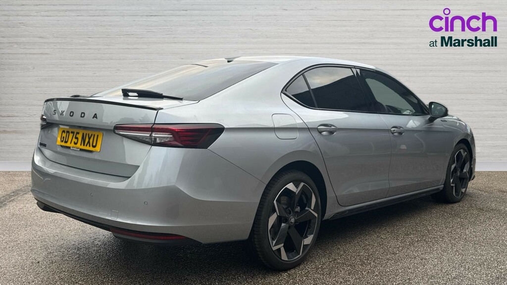 Skoda Superb Superb 2.0 Tdi Sportline Dsg Silver #3