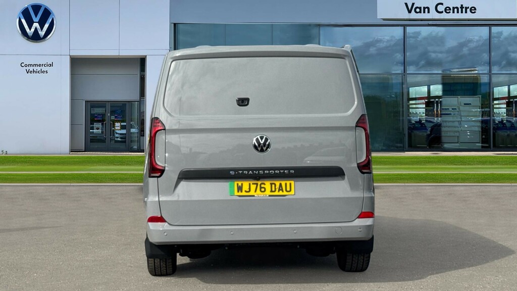Volkswagen E-Transporter T32 65Kwh Commerce Pro Kombi Double Cab Electr Black #7