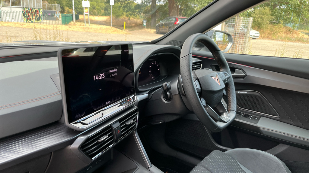 Cupra Formentor Formentor 2.0 Tsi 333 Vz3 Dsg 4Drive Grey #2