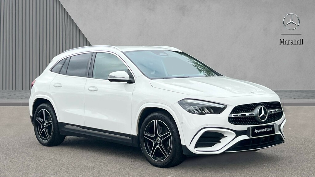 Mercedes-Benz GLA Class Gla 200D Amg Line Executive White