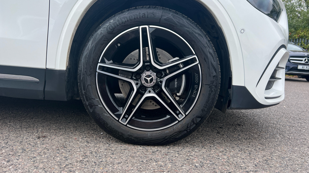 Mercedes-Benz GLA Class Gla 200D Amg Line Executive KP75JZG White #5