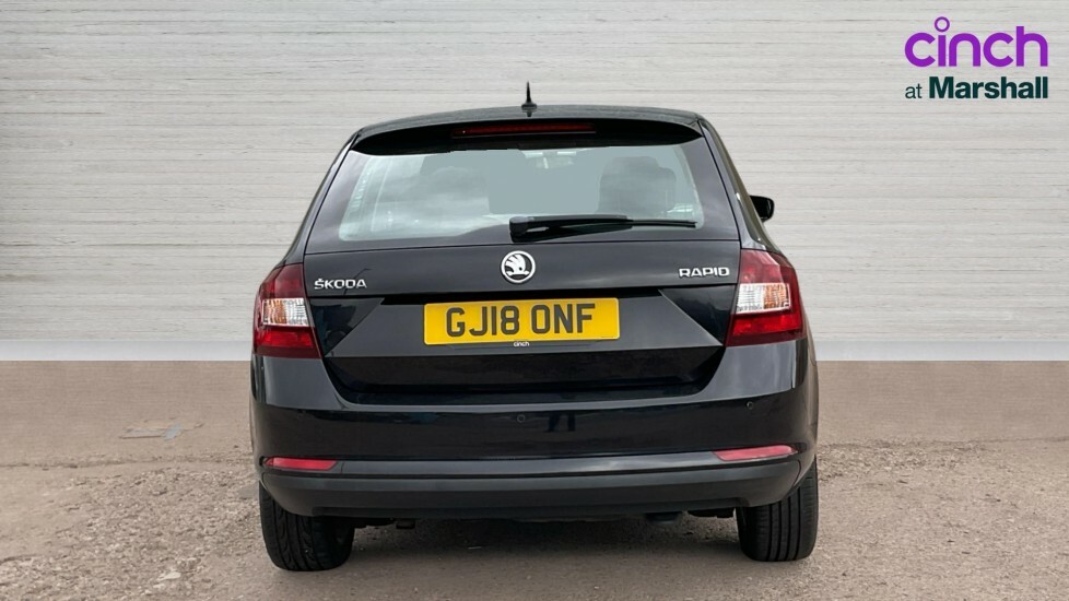 Skoda Rapid Spaceback Rapid Spaceback 1.0 Tsi 95 Se Tech Dsg Black #4